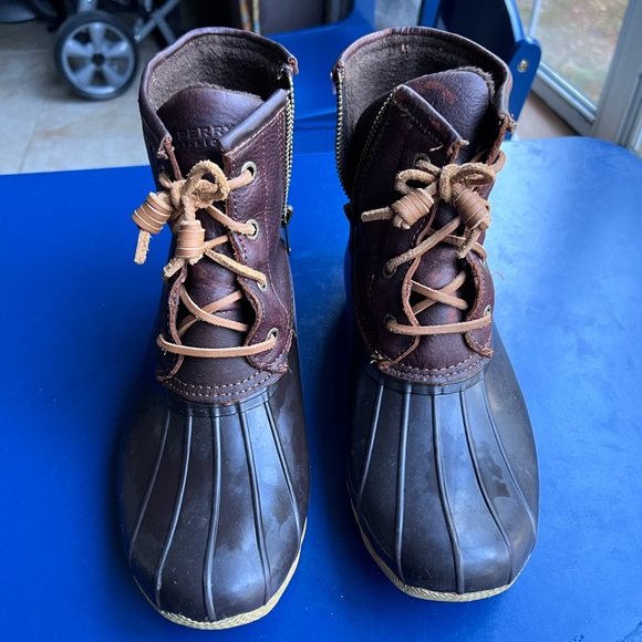 Sperry Duck Boots size 8 - Picture 3 of 3